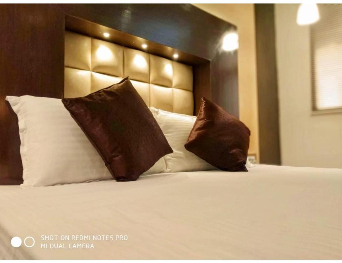 Hotel The Royal, Sehore 외부 사진